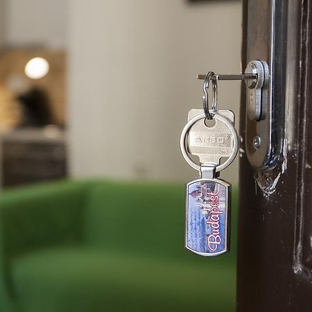 Апартаменты Carolyn Apartman In The Old City Будапешт Экстерьер фото